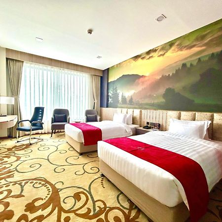 Hotel Mechi Crown Kakarvitta Εξωτερικό φωτογραφία