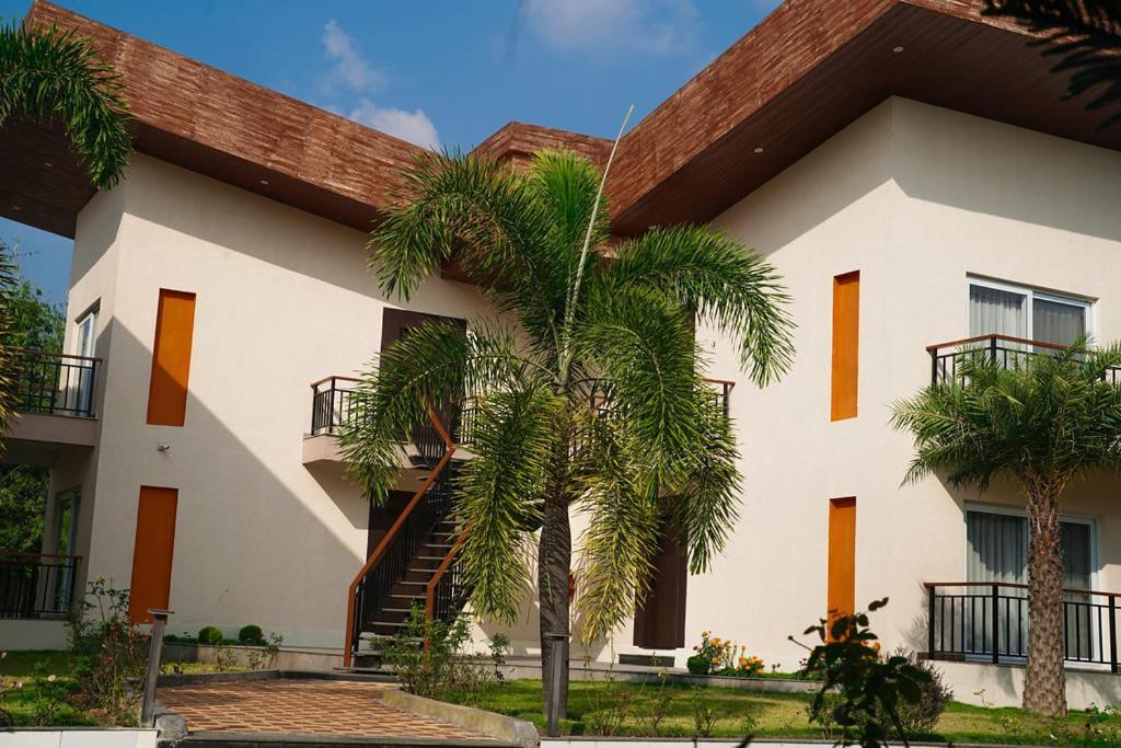 Hotel Mechi Crown Kakarvitta Εξωτερικό φωτογραφία