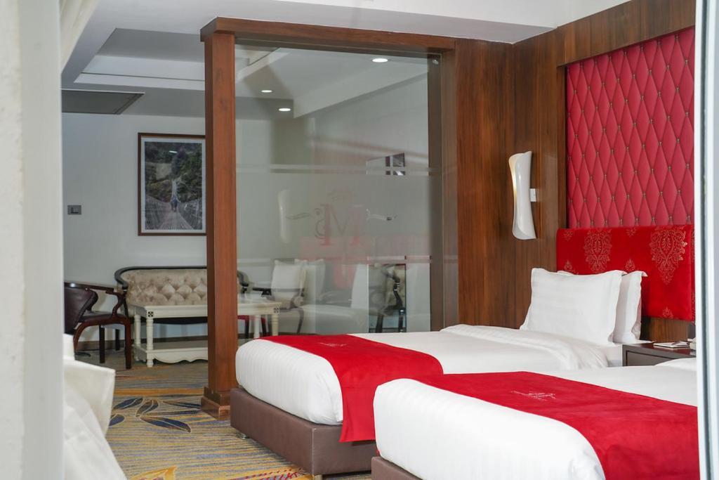 Hotel Mechi Crown Kakarvitta Εξωτερικό φωτογραφία