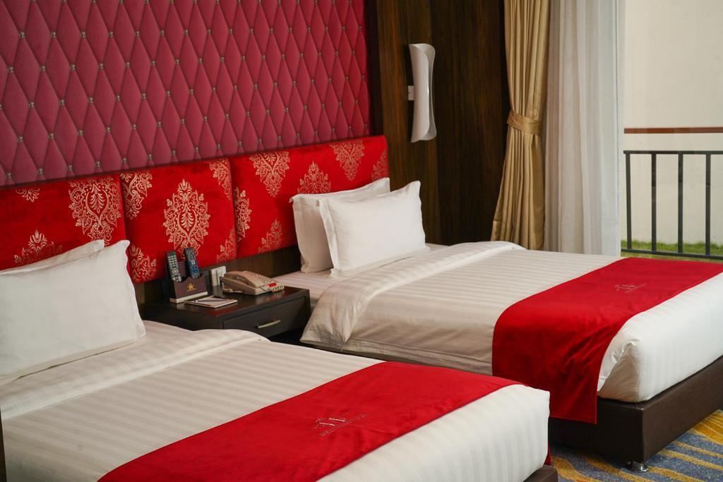 Hotel Mechi Crown Kakarvitta Εξωτερικό φωτογραφία