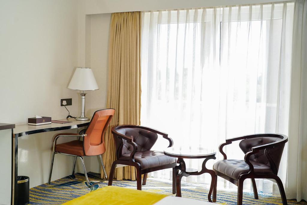 Hotel Mechi Crown Kakarvitta Εξωτερικό φωτογραφία