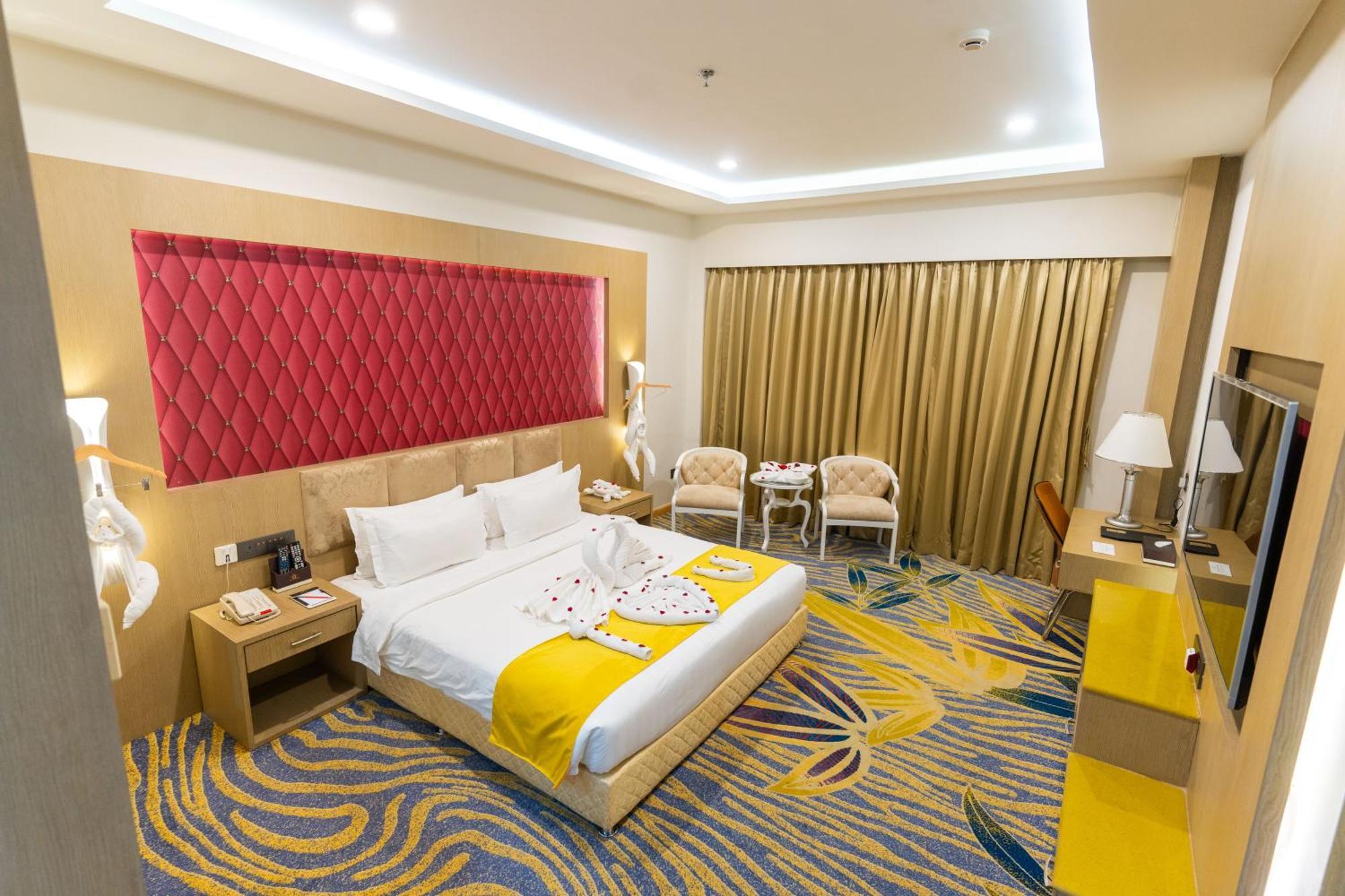 Hotel Mechi Crown Kakarvitta Εξωτερικό φωτογραφία