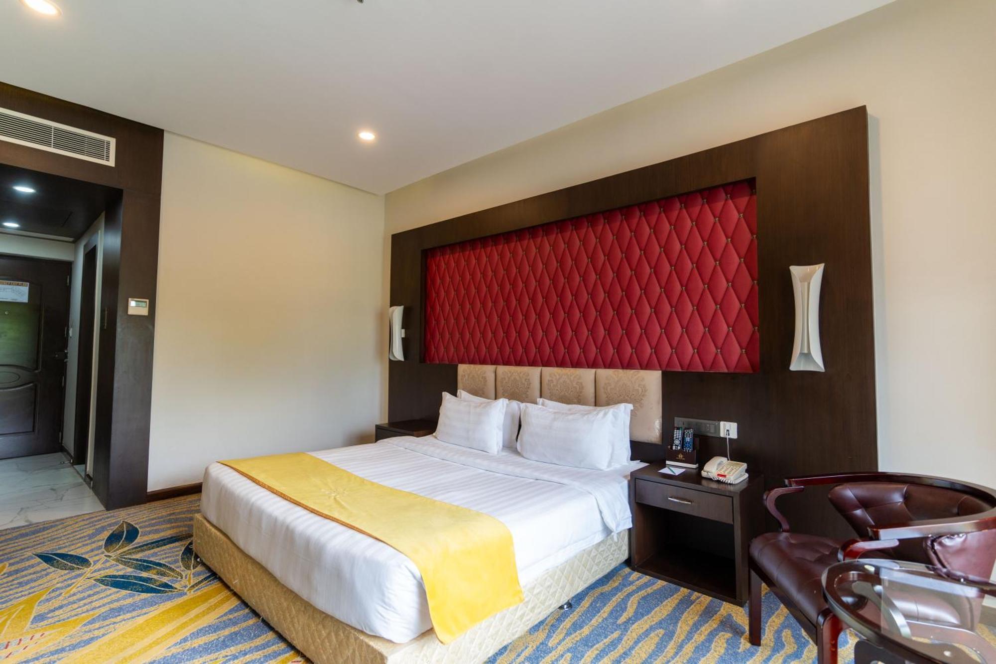 Hotel Mechi Crown Kakarvitta Εξωτερικό φωτογραφία